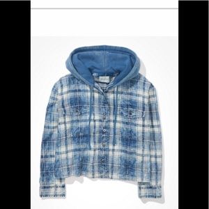 American eagle cropped plaid hooded shirt